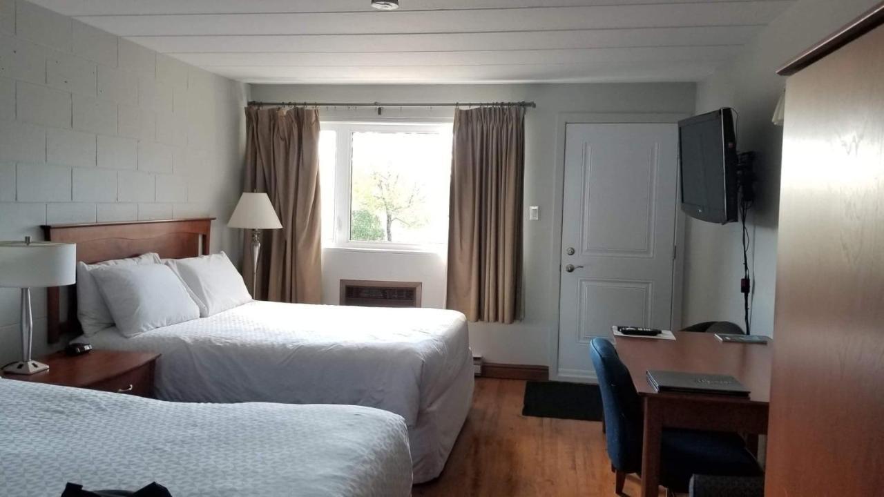 Auberge Happy Logis Lac-Etchemin Экстерьер фото